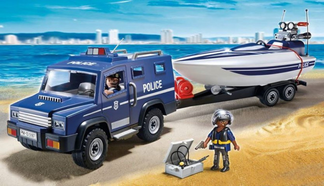 Playmobil 5187 Policejní truck s motorovým člunem č.2