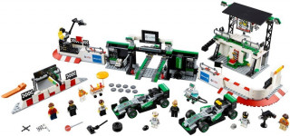 LEGO Speed Champions 75883 MERCEDES AMG PETRONAS Formula One™ Team č.2