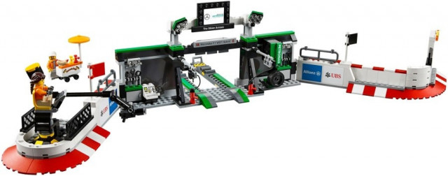 LEGO Speed Champions 75883 MERCEDES AMG PETRONAS Formula One™ Team č.4