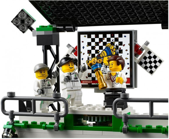 LEGO Speed Champions 75883 MERCEDES AMG PETRONAS Formula One™ Team č.5